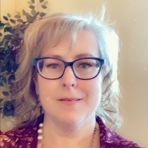 Meet your Posher, Gina